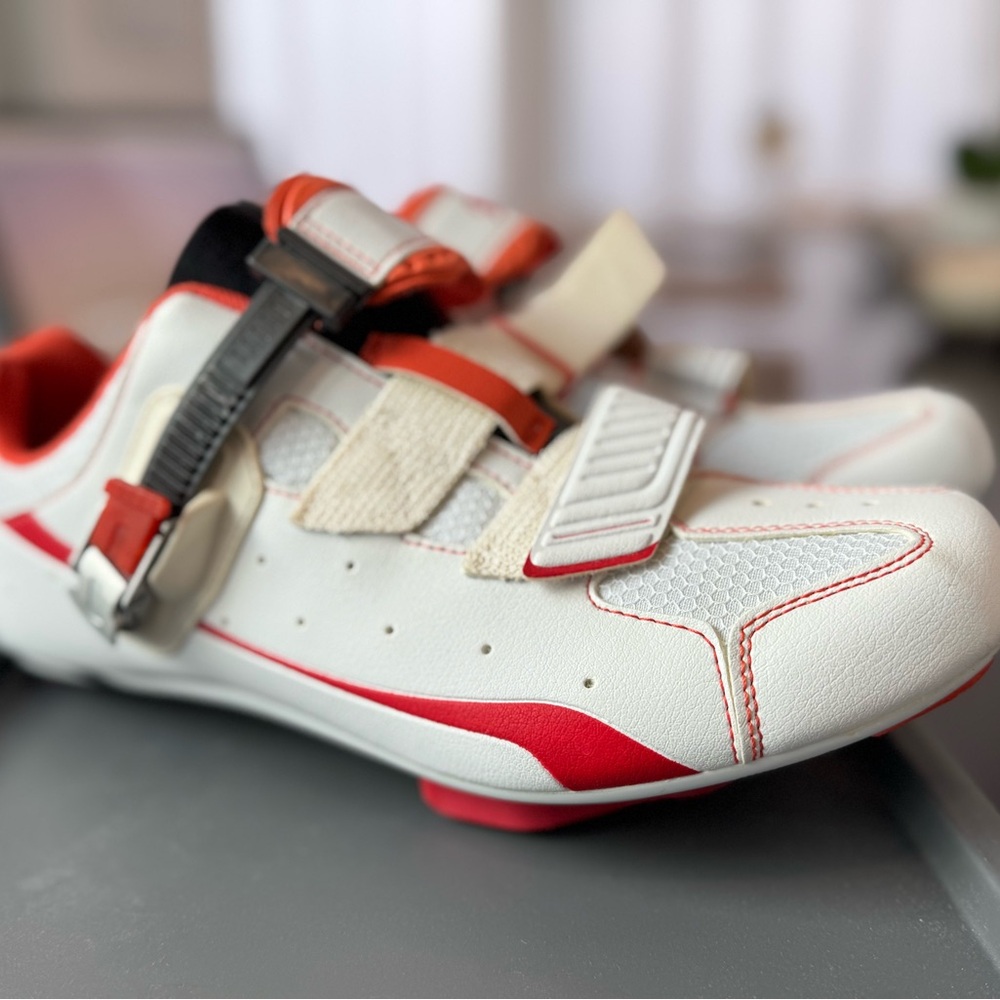 Barely Used Peloton Men’s 9.5/43